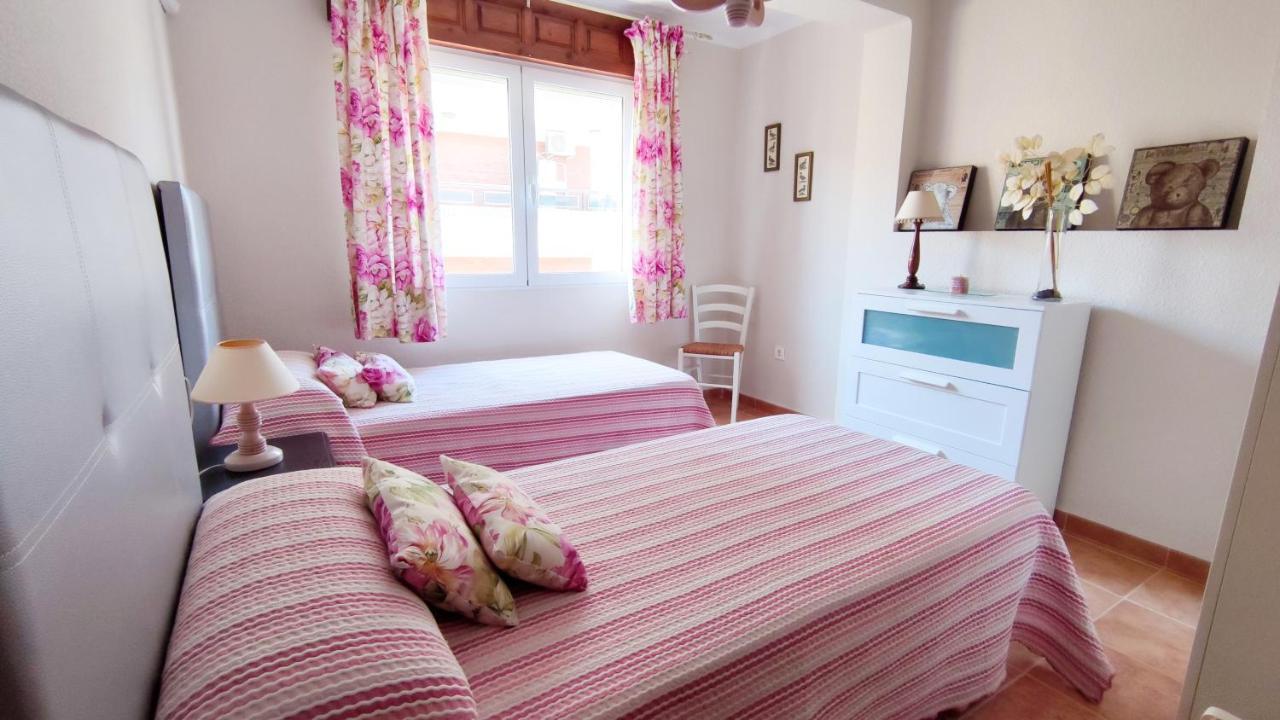 Center Of The Sea, Three Rooms - Alojamientos La Torre Torre Del Mar Exterior foto